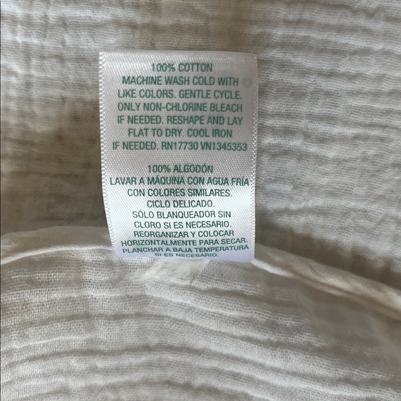 White gauze swim cover up top BoHo beachy V-neck lace trim, light weight size XL - Picture 8 of 8